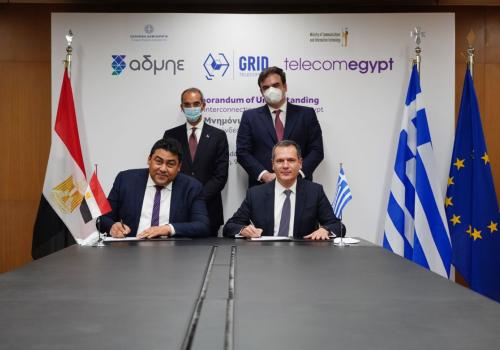H θυγατρική του ΑΔΜΗΕ GRID TELECOM και η TELECOM EGYPT υπογράφουν στρατηγικό μνημόνιο συνεργασίας για τη διασύνδεση Ελλάδας-Αιγύπτου